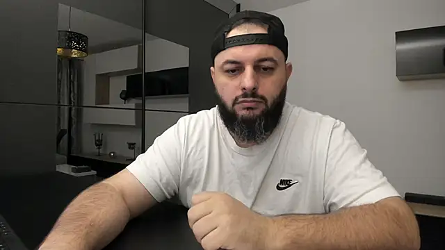 DravenPeak online show from November 2025 04:13:02 AM