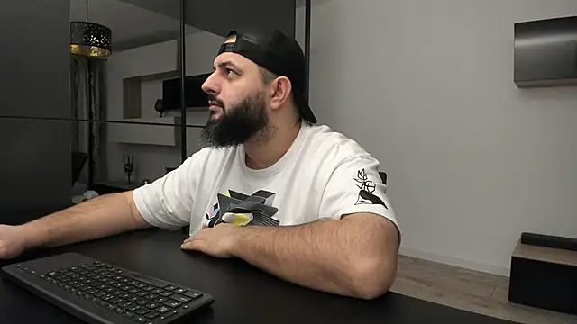 DravenPeak online show from November 2025 02:23:02 AM