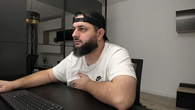 DravenPeak online show from November 2025 12:25:01 AM