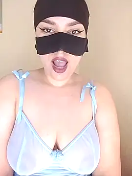 Snapshot of Diva_watine chatting on October 2025 01:54:02 PM Diva watine online show from October 2025 01:54:02 PM