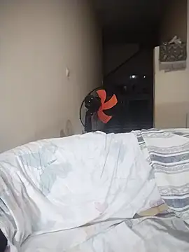 Snapshot of Diva_watine chatting on September 2025 12:53:01 AM Diva watine online show from September 2025 12:53:01 AM