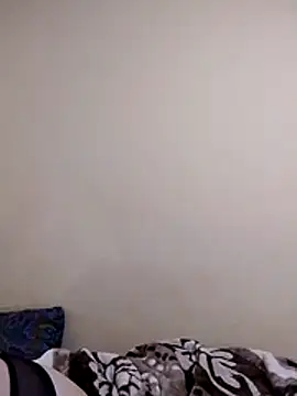 Snapshot of Diva_watine chatting on November 2025 08:02:01 PM Diva watine online show from November 2025 08:02:01 PM