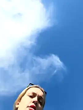 lollylicious22 online show from September 2025 02:50:02 PM