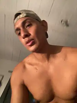 Snapshot of Jota_Alejand chatting on May 2026 01:57:02 AM Jota Alejand online show from May 2026 01:57:02 AM
