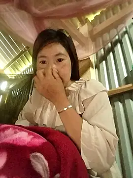 Snapshot of vivi_cute chatting on October 2025 12:30:01 AM vivi cute online show from October 2025 12:30:01 AM