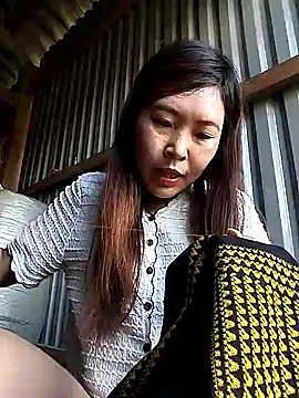 Snapshot of vivi_cute chatting on September 2025 02:16:02 AM vivi cute online show from September 2025 02:16:02 AM