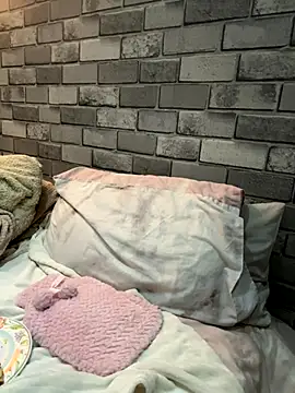 Poppy frankie online show from November 2025 11:30:01 PM