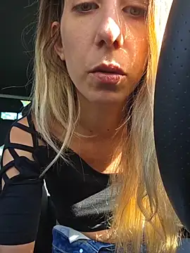 PetiteSecrets online show from November 2025 12:27:01 PM