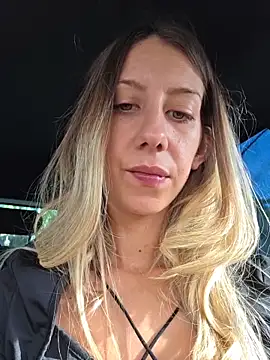 PetiteSecrets online show from November 2025 11:36:02 AM