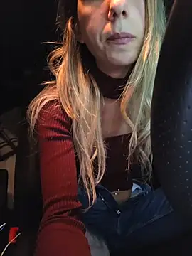 PetiteSecrets online show from November 2025 06:30:01 PM