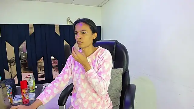 Aisha hotts777 online show from April 2026 03:26:02 AM