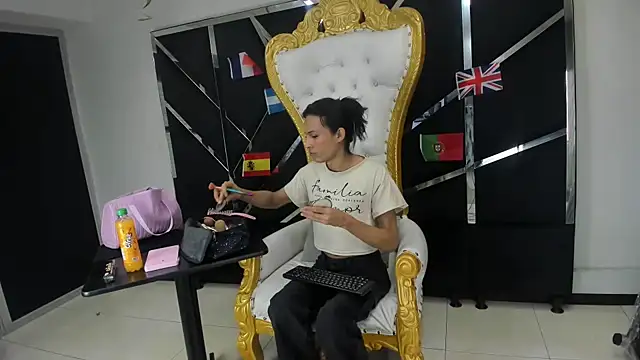 Aisha hotts777 online show from July 2026 07:10:01 PM