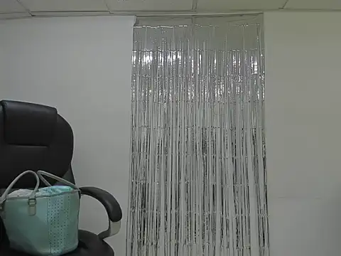 Aisha hotts777 online show from May 2026 08:04:02 PM