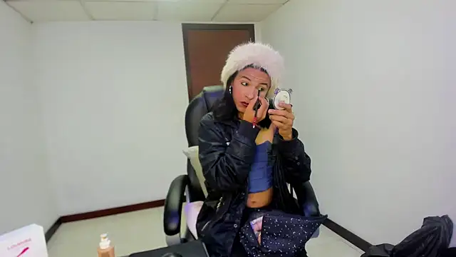 Aisha hotts777 online show from March 2026 04:09:02 AM