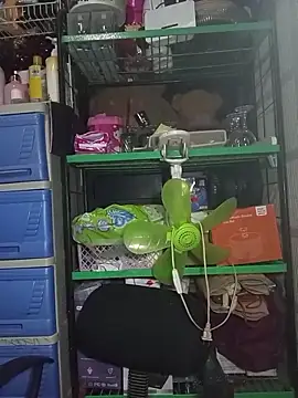 Snapshot of oceanlover23 chatting on November 2025 09:41:01 PM oceanlover23 online show from November 2025 09:41:01 PM