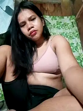 Extrahot10 online show from October 2025 05:39:01 PM