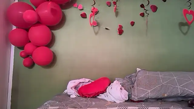 Liaprettygirl online show from February 2026 05:02:01 PM