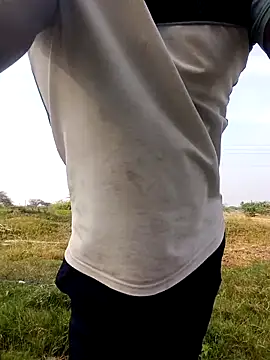 dolphiinn online show from February 2026 11:09:01 AM