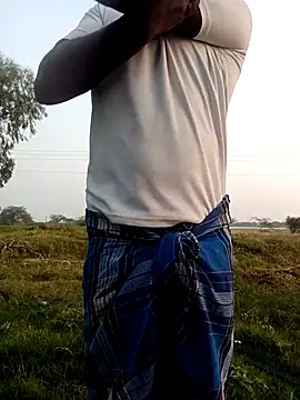 dolphiinn online show from February 2026 01:36:01 AM