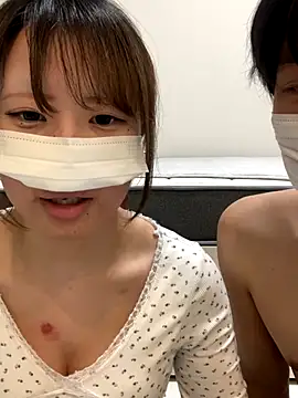 Snapshot of reon_reonreon chatting on November 2025 06:17:01 AM reon reonreon online show from November 2025 06:17:01 AM