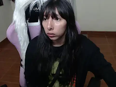 ScarlettShirahoshi online show from January 2026 10:35:02 PM