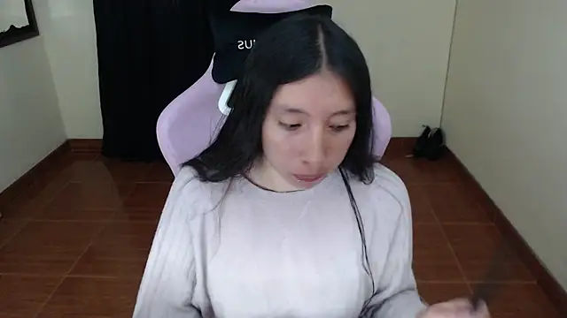 ScarlettShirahoshi online show from October 2025 03:16:02 PM