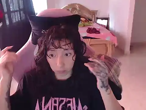 ScarlettShirahoshi online show from March 2026 04:40:01 PM