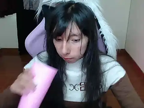 ScarlettShirahoshi online show from November 2025 05:40:01 PM