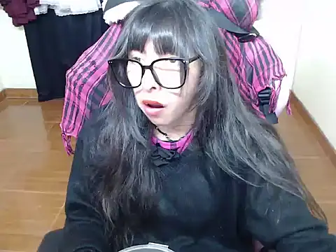 ScarlettShirahoshi online show from December 2025 08:03:01 PM