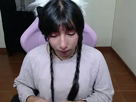 ScarlettShirahoshi online show from November 2025 06:30:01 PM