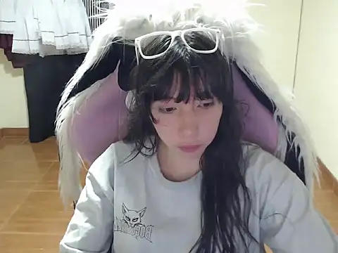 ScarlettShirahoshi online show from January 2026 09:10:01 PM