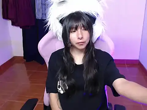 ScarlettShirahoshi online show from October 2025 07:02:01 PM