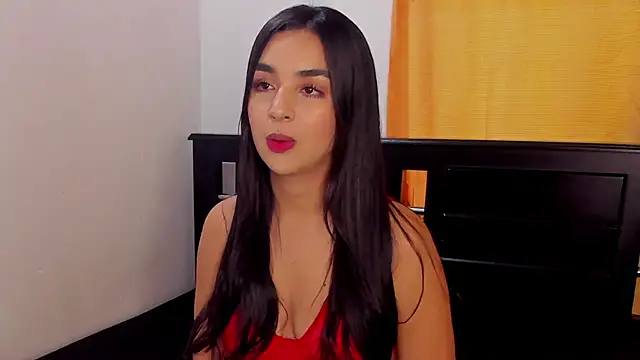 Snapshot of MelyRousee chatting on September 2025 08:52:01 PM MelyRousee online show from September 2025 08:52:01 PM