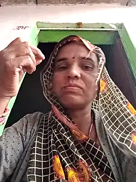 Pinky12A online show from October 2025 05:04:02 AM