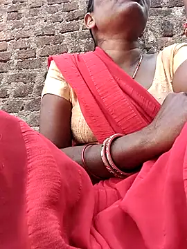 Pinky12A online show from October 2025 09:43:01 AM