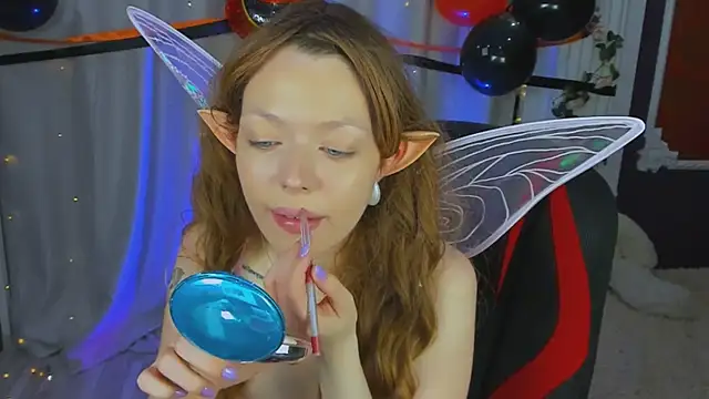 Snapshot of Lunar_Lily chatting on October 2025 07:07:01 AM Lunar Lily online show from October 2025 07:07:01 AM