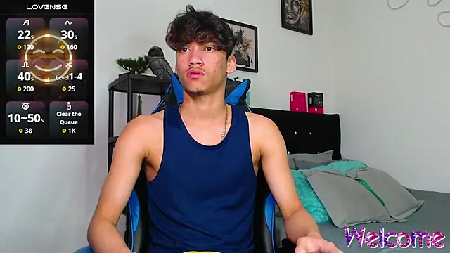 Snapshot of Gael_Jones chatting on November 2025 04:38:02 AM Gael Jones online show from November 2025 04:38:02 AM