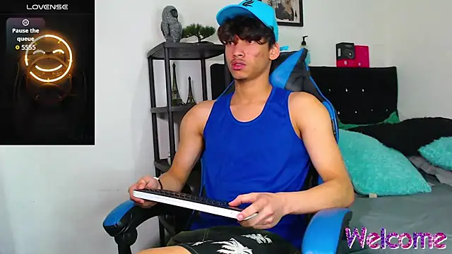 Snapshot of Gael_Jones chatting on November 2025 12:21:01 AM Gael Jones online show from November 2025 12:21:01 AM