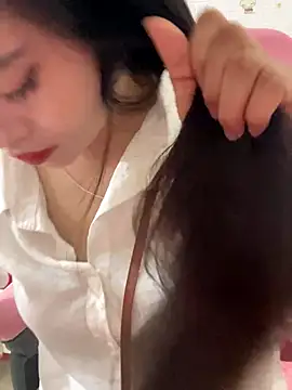 Lissa xinh09 online show from October 2025 01:34:01 PM