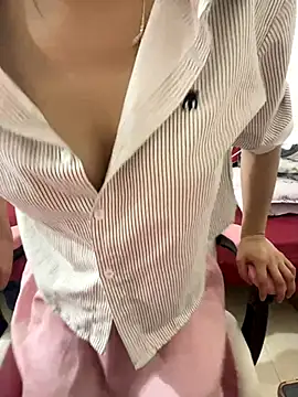 Lissa xinh09 online show from November 2025 03:10:01 AM