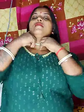 Hot-Show2 online show from September 2025 04:07:01 PM