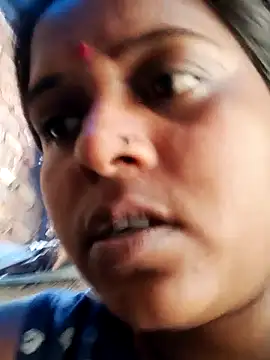 Hot-Show2 online show from April 2026 07:45:01 AM