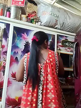 Hot-Show2 online show from November 2025 05:45:01 AM