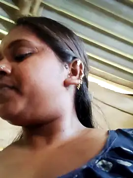 Hot-Show2 online show from April 2026 07:59:02 AM