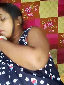 Hot-Show2 online show from October 2025 03:55:01 PM