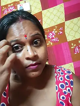 Hot-Show2 online show from September 2025 04:14:02 PM