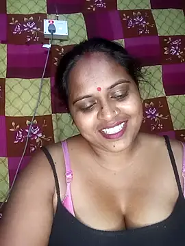 Hot-Show2 online show from March 2026 05:18:01 PM