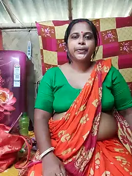 Hot-Show2 online show from September 2025 07:00:01 AM