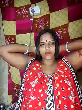 Hot-Show2 online show from September 2025 04:40:01 PM