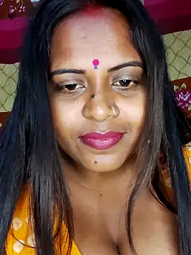 Hot-Show2 online show from April 2026 06:20:02 PM